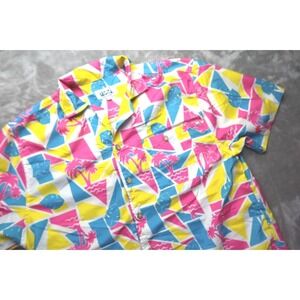 UZZI Amphiious Gear Men's Tropical‎ Palm Tree Geometric Button Down Shirt M